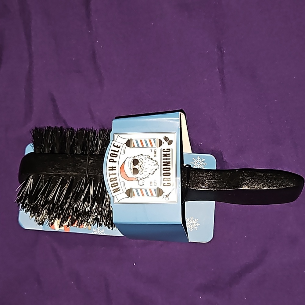 North Pole Grooming Mens Double Sided Boar & Nylon Bristle Black Brush Holiday